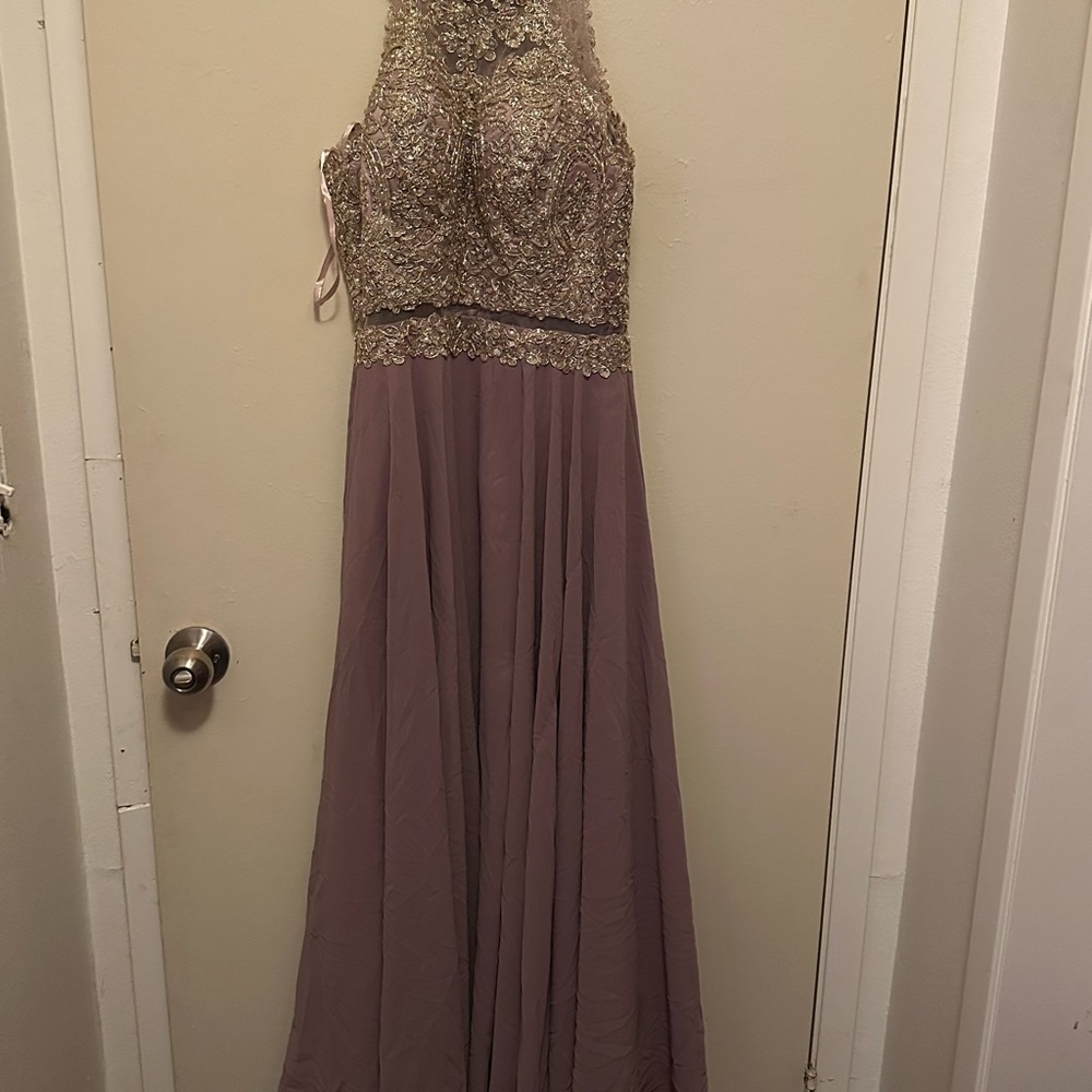 NY Collection Lavender Lace Prom Dress